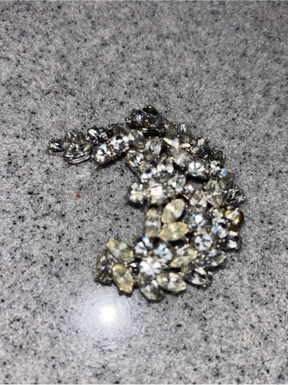 Vintage Estate Crown Trifari Rhinestone pin brooch